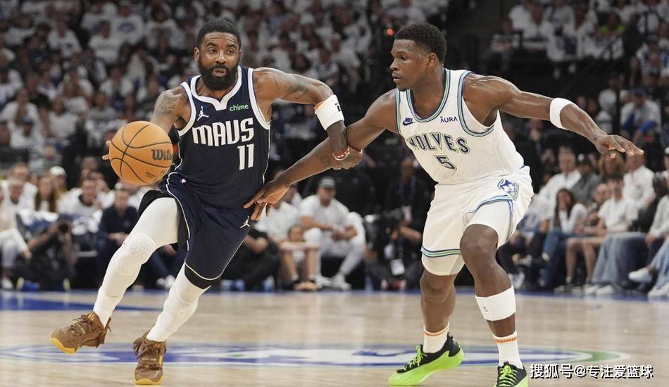 太阳轻取勇士，欧文扛起全队