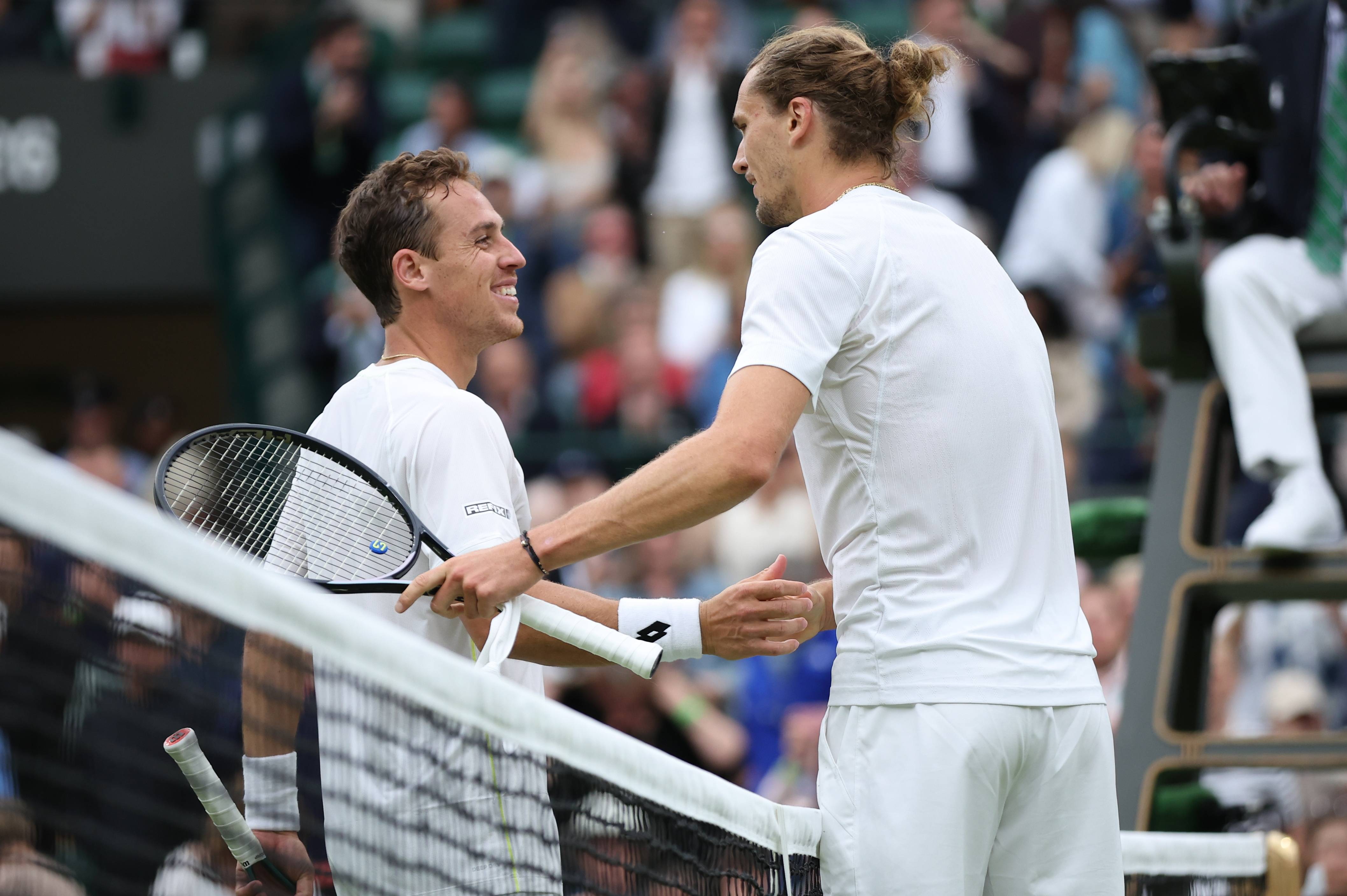 温网险胜法网，兹维列夫惊艳四座