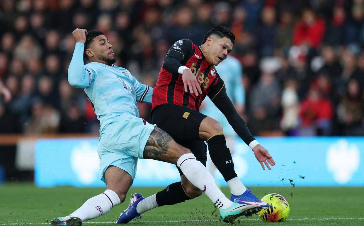 伯恩茅斯主场失利，遭遇失利