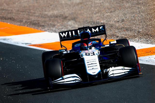 威廉姆斯绝杀哈斯车队，拉塞尔扛起全队