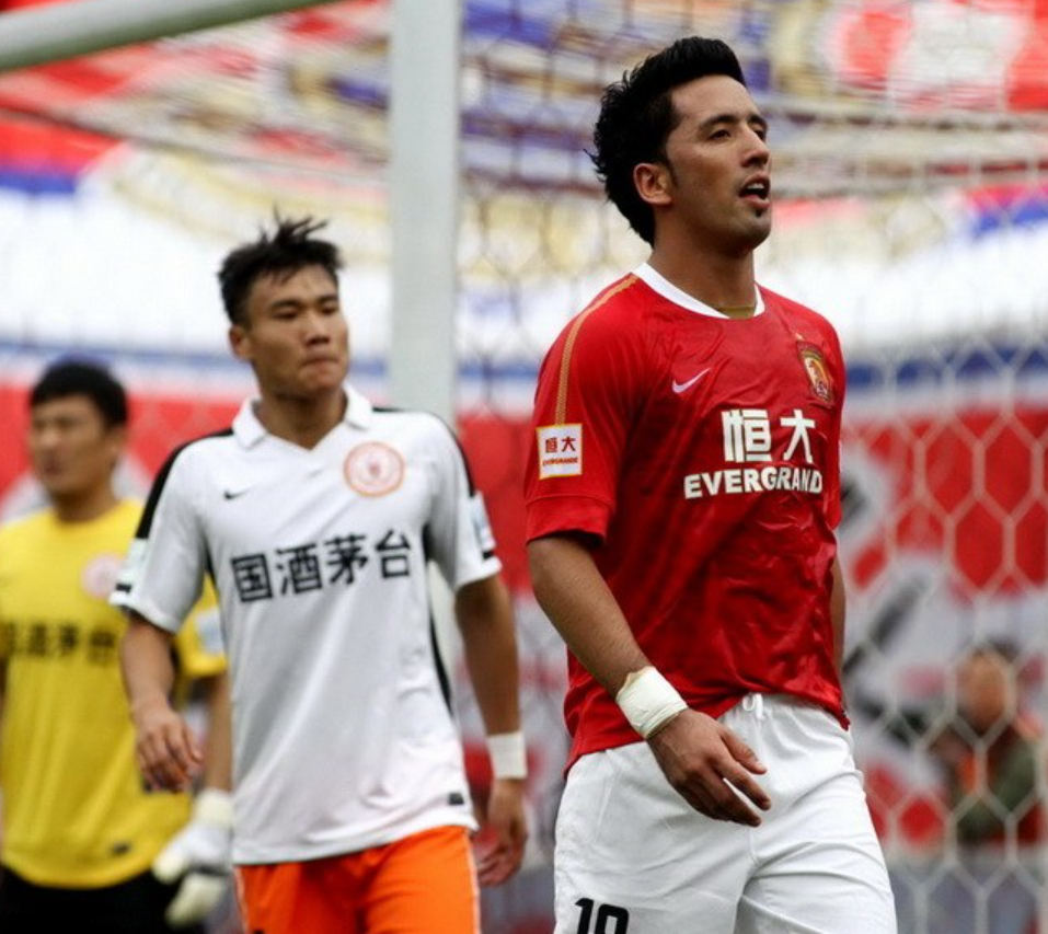 外援恒大首次亮相表现立竿见影