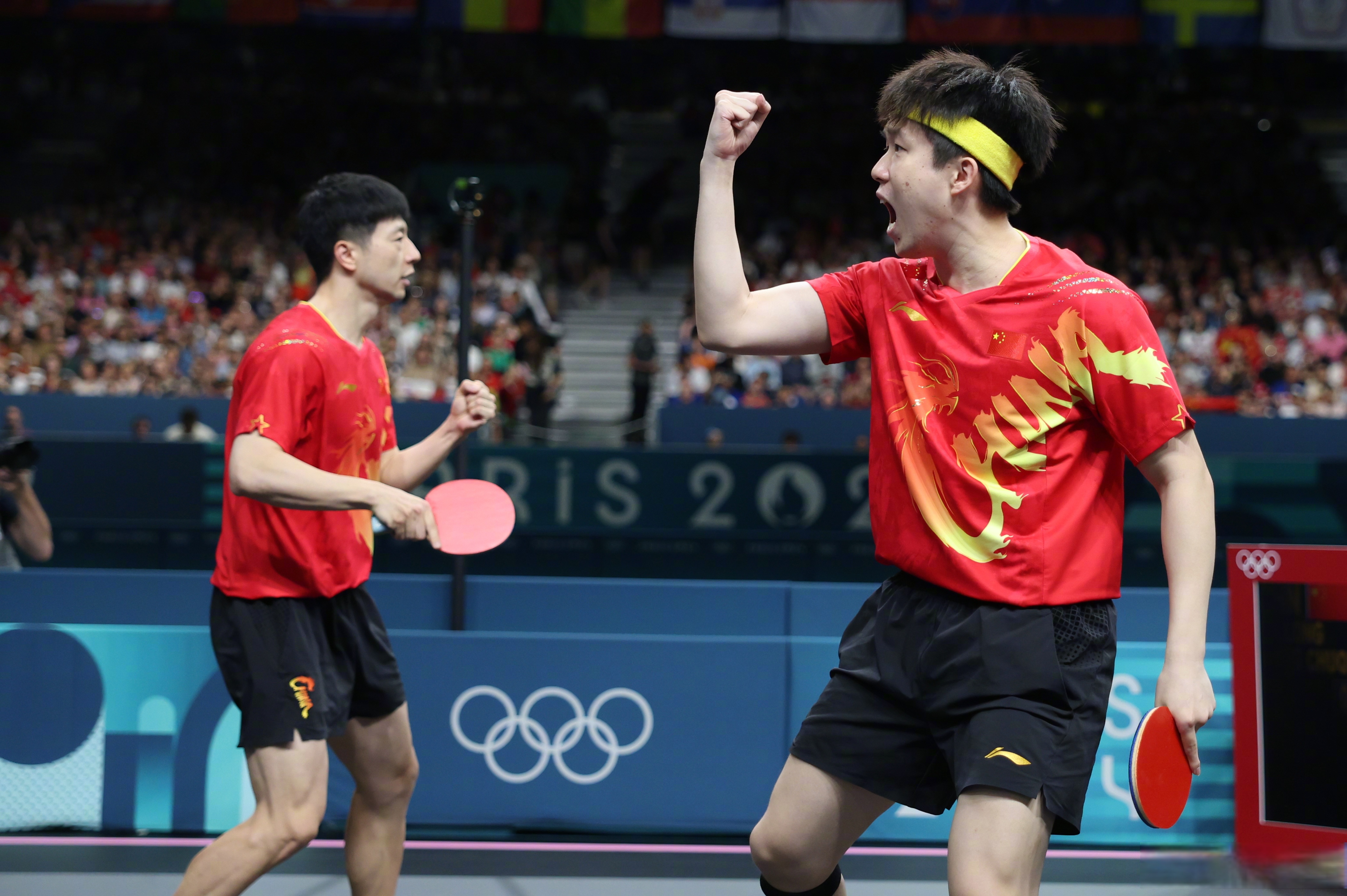 法国队鏖战韩国队，马龙带队取胜