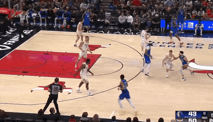 独行侠完胜公牛，乔治点燃赛场