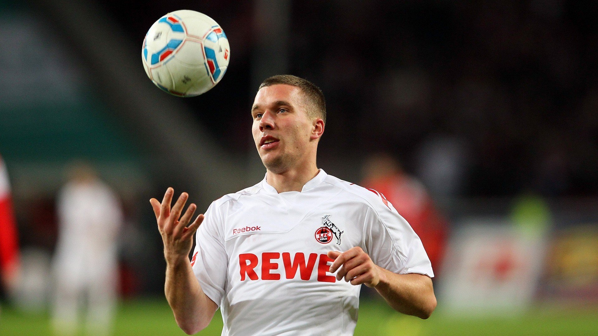 卡瓦哈尔一锤定音，多特蒙德掀翻哥伦比亚的背后战术博弈