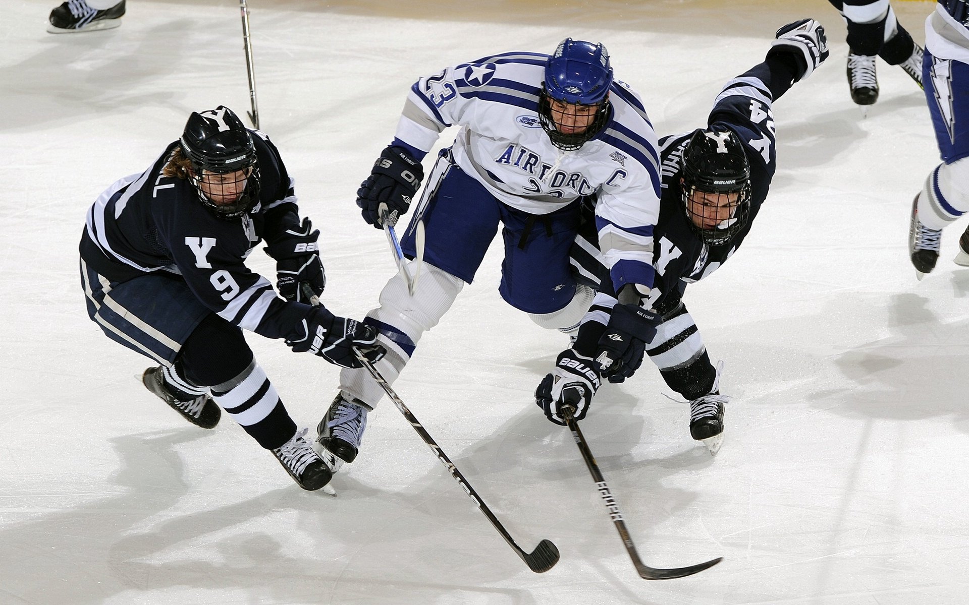 卡马文加冠军级表现定乾坤，法国队险胜洪都拉斯展露卫冕雄心